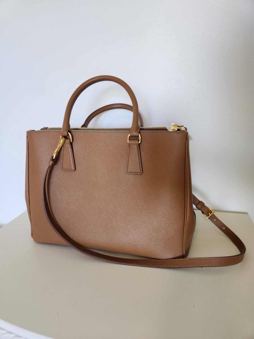 New Prada Brown Saffiano Lux Leather  Double Zip Tote - Picture 9 of 15